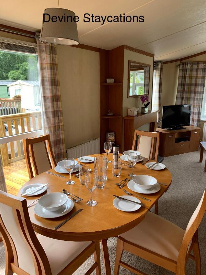Devine Staycations At 38 Riverside Hawick Bagian luar foto